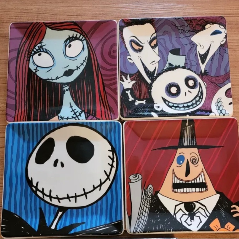 Tim Burtons Nightmare Before Christmas Collector Plates (Set of 4)